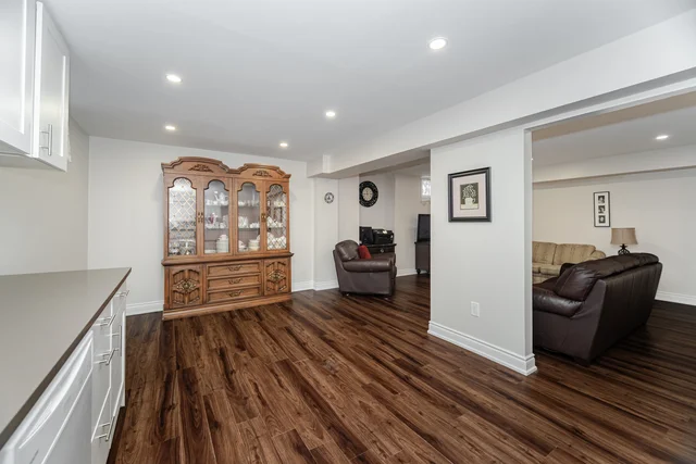 107 Cupola Crescent, Woodbridge - photo 53
