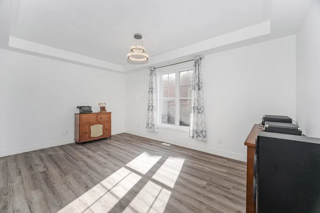 33 Charlotte Abby Drive, East Gwillimbury - photo 10