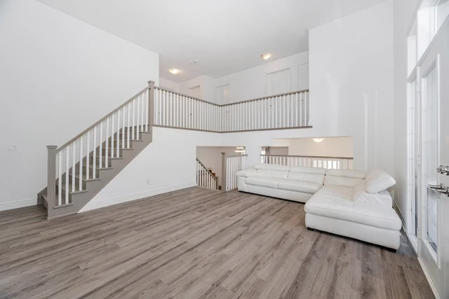 33 Charlotte Abby Drive, East Gwillimbury - photo 26