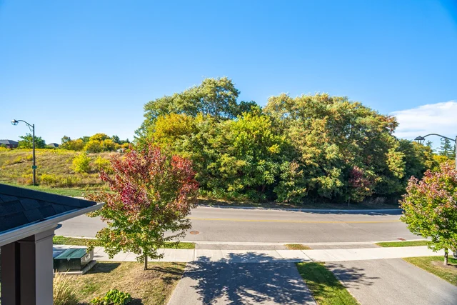 33 Charlotte Abby Drive, East Gwillimbury - photo 28