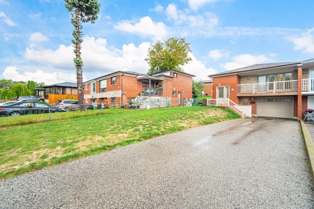 30 Dellbrook Crescent, North York - photo 4
