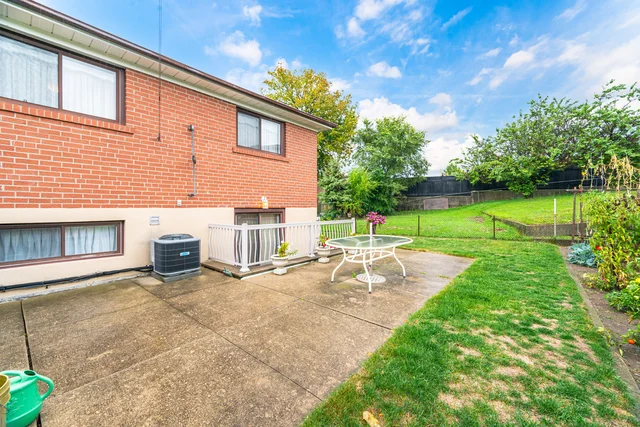 30 Dellbrook Crescent, North York - photo 52