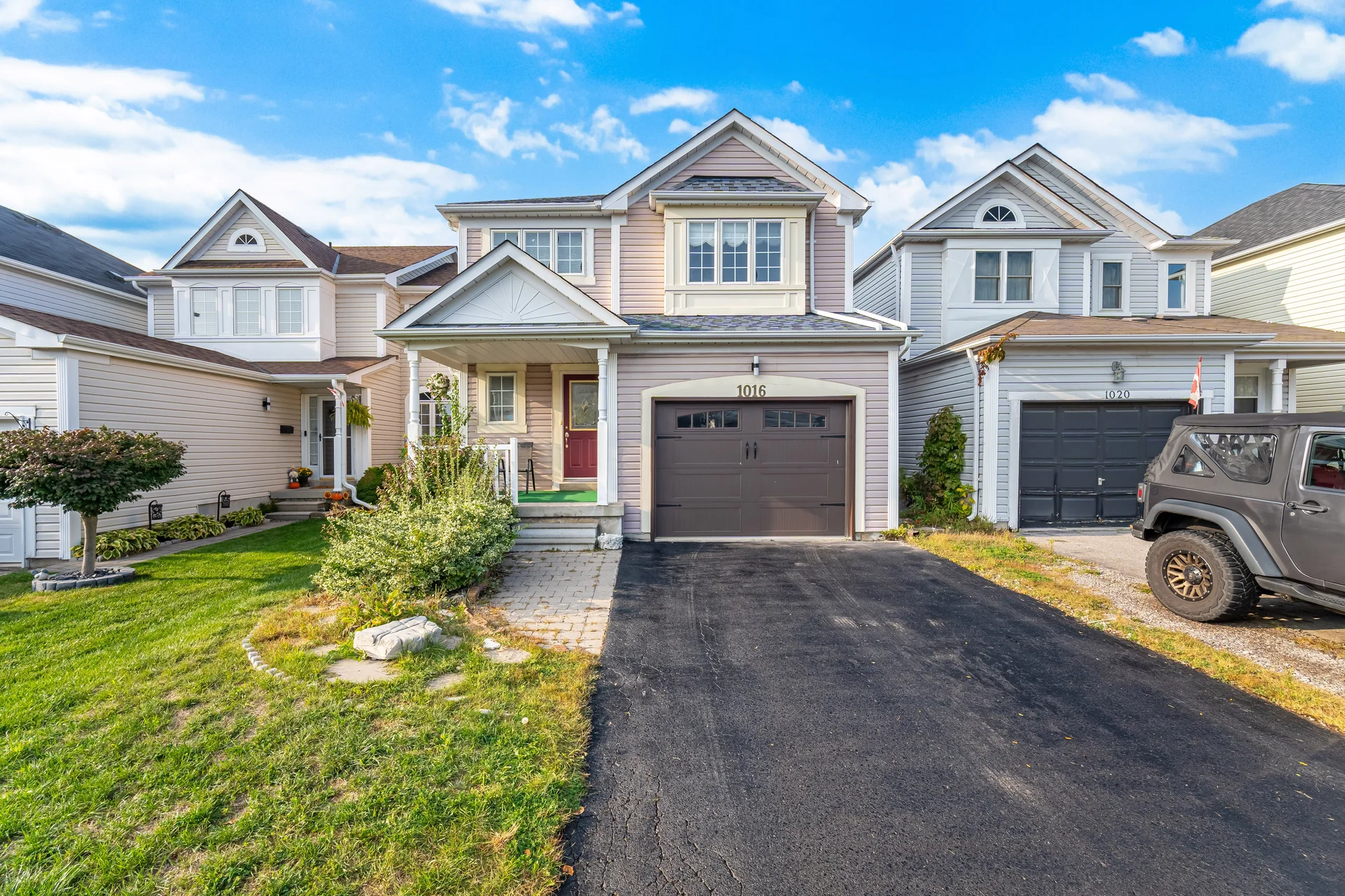 1016 Roseheath Street, Oshawa - photo 2
