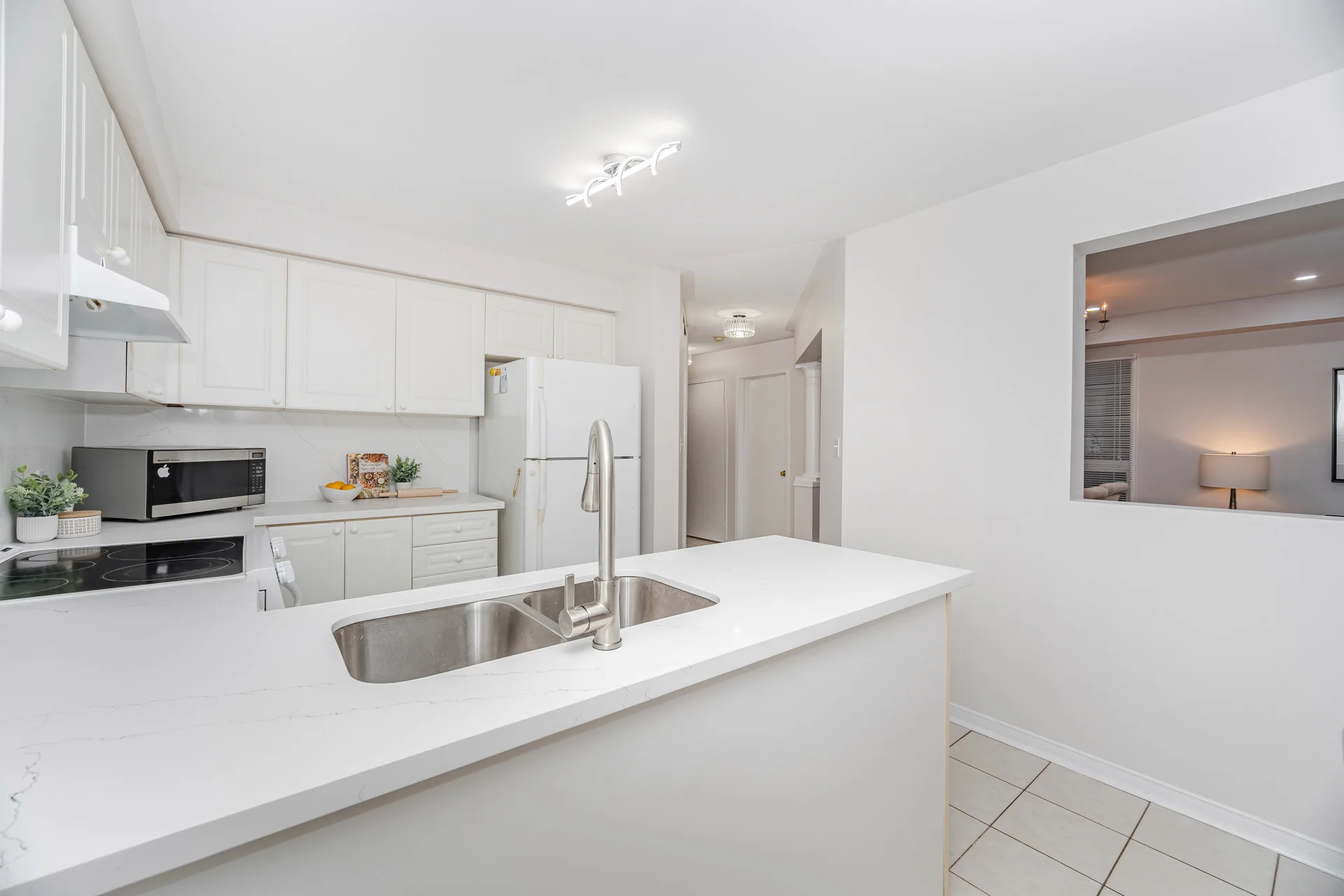 1016 Roseheath Street, Oshawa - photo 36