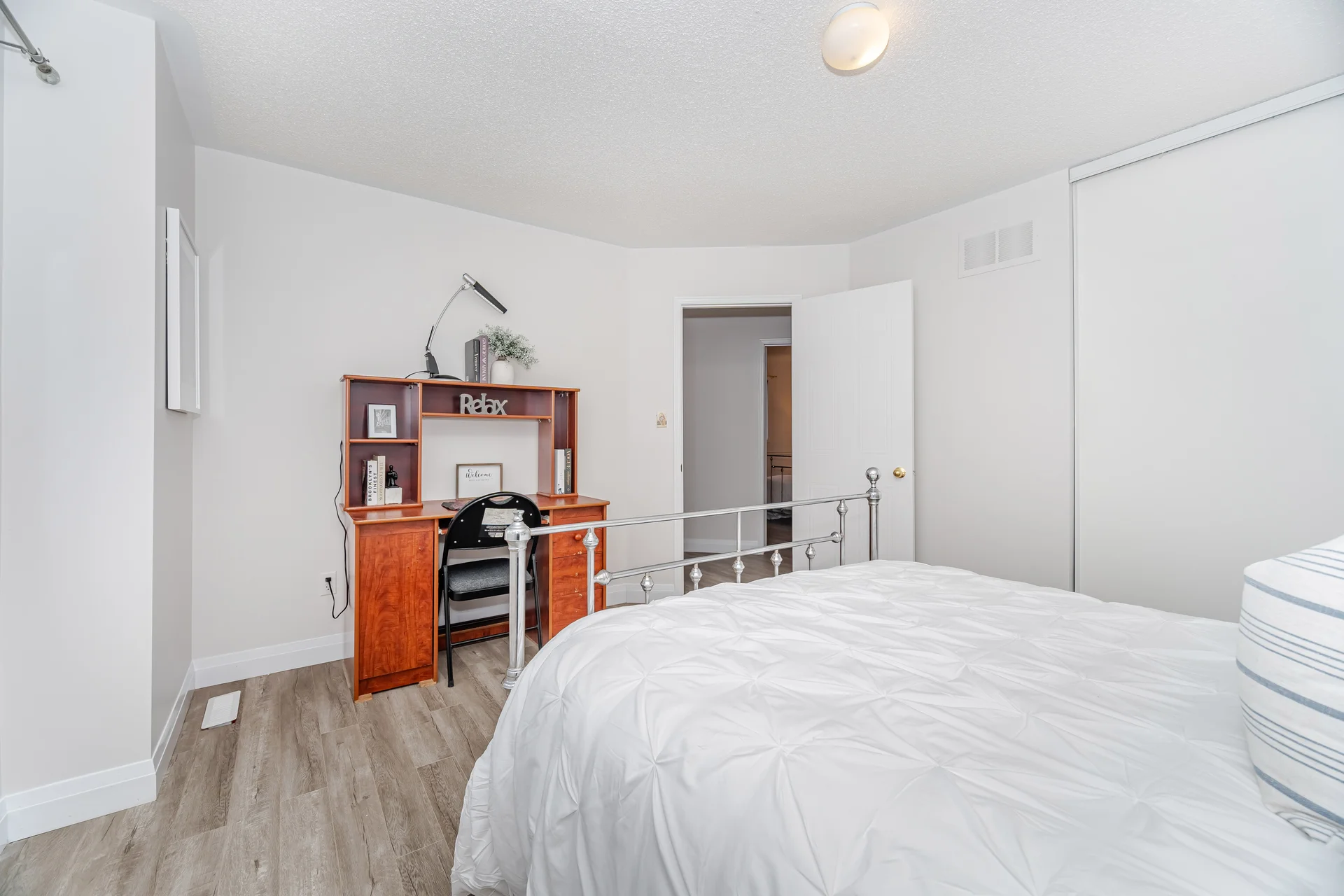 1016 Roseheath Street, Oshawa - photo 50