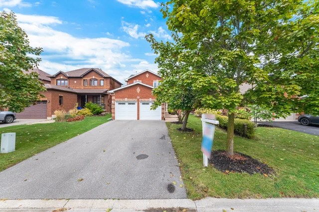 33 Harrop Avenue, Halton Hills - photo 4