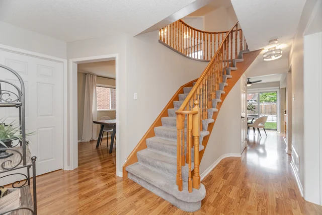 33 Harrop Avenue, Halton Hills - photo 34