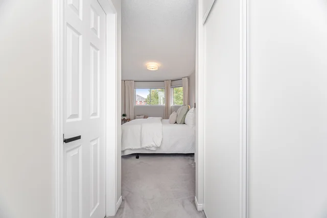33 Harrop Avenue, Halton Hills - photo 44