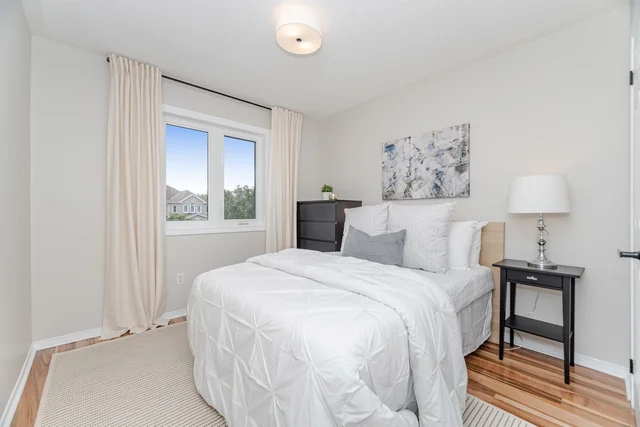 33 Harrop Avenue, Halton Hills - photo 47