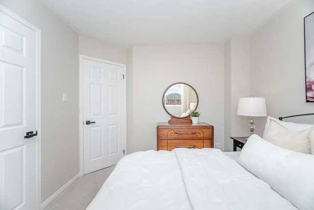 33 Harrop Avenue, Halton Hills - photo 50
