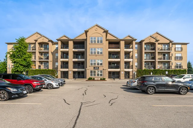 #311-1370 Main Street East, Milton - photo 2