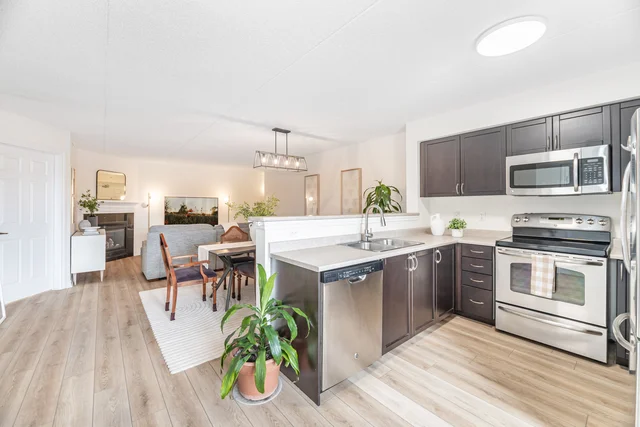 #311-1370 Main Street East, Milton - photo 16