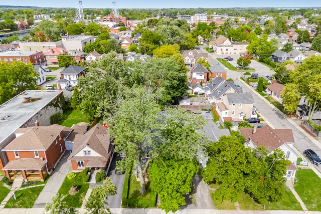 84 State Street, Welland - photo 1