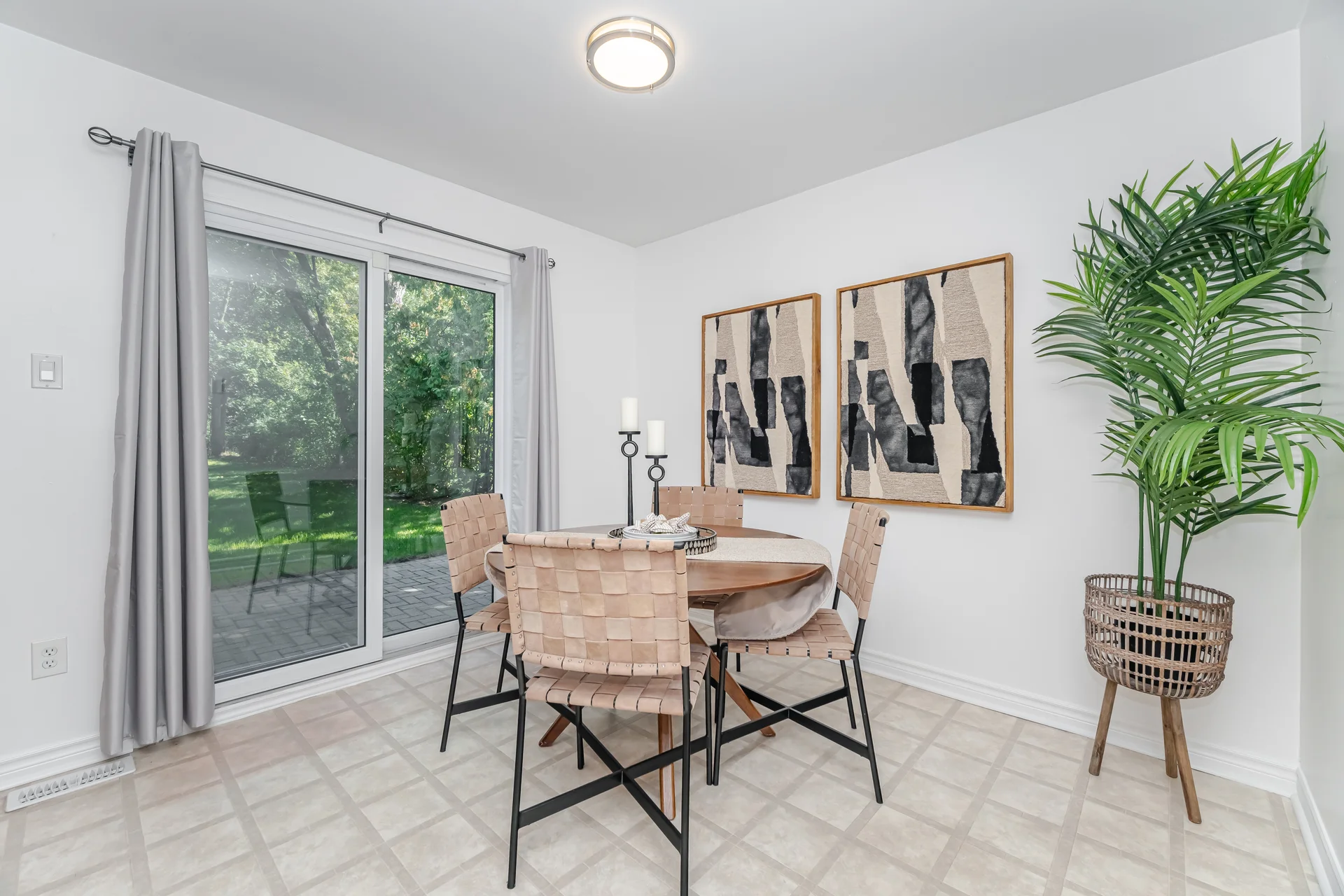 125 Hollyberry Trail, North York - photo 11