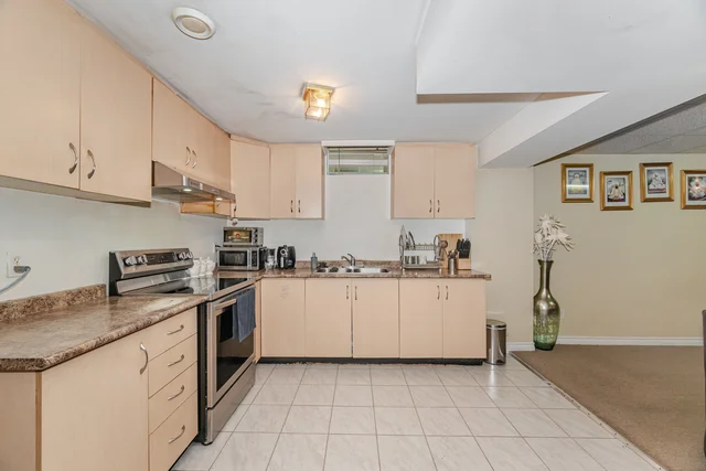54 Whitewash Way, Brampton - photo 74