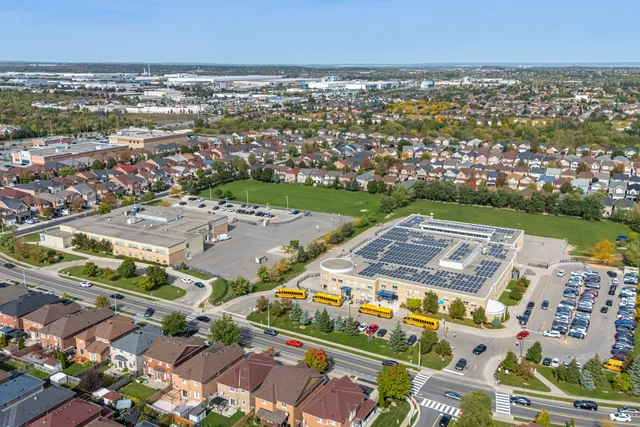 54 Whitewash Way, Brampton - photo 95