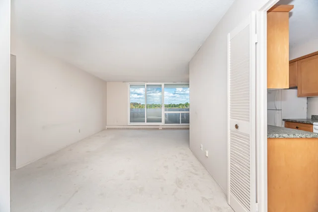 #804-225 Harvard Place, Waterloo - photo 6