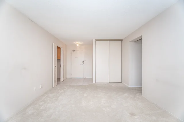 #804-225 Harvard Place, Waterloo - photo 8
