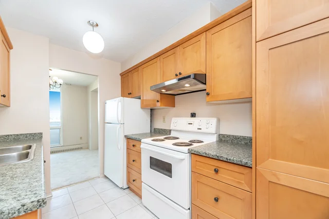 #804-225 Harvard Place, Waterloo - photo 17