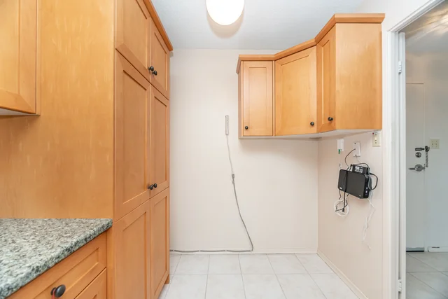 #804-225 Harvard Place, Waterloo - photo 19
