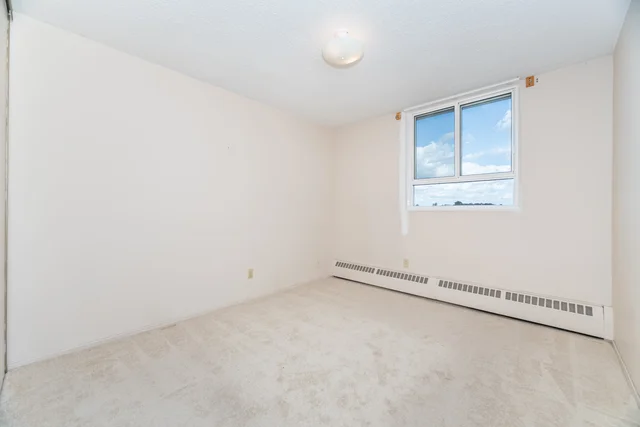#804-225 Harvard Place, Waterloo - photo 26
