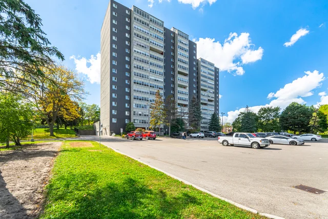#804-225 Harvard Place, Waterloo - photo 49