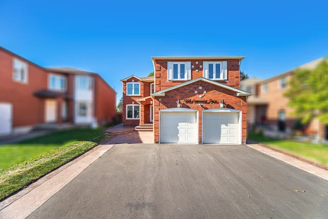 1008 Ceremonial Drive, Mississauga - photo 3