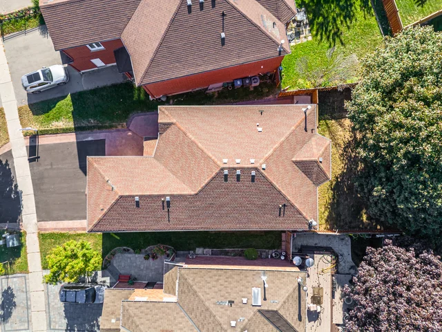 1008 Ceremonial Drive, Mississauga - photo 8