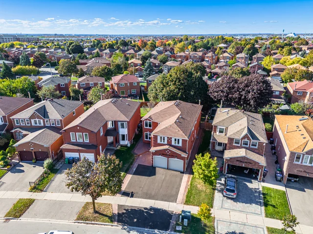 1008 Ceremonial Drive, Mississauga - photo 12