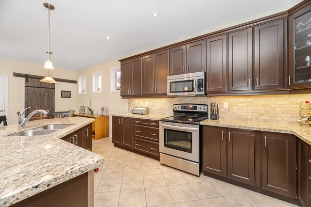 444 Coombs Court, Milton - photo 34