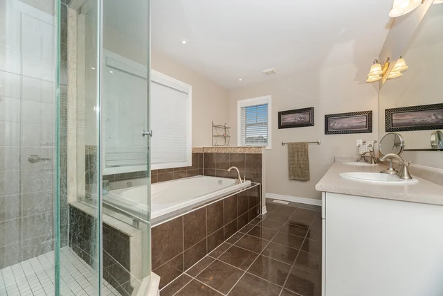 444 Coombs Court, Milton - photo 45