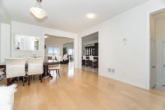 301 Ridley Crescent, Southgate - photo 12