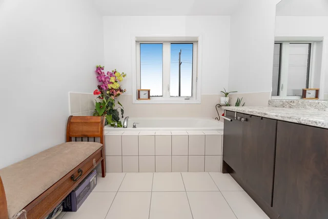 301 Ridley Crescent, Southgate - photo 38