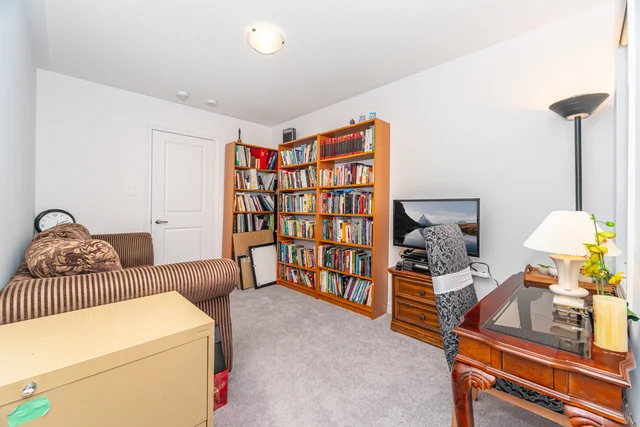 301 Ridley Crescent, Southgate - photo 47