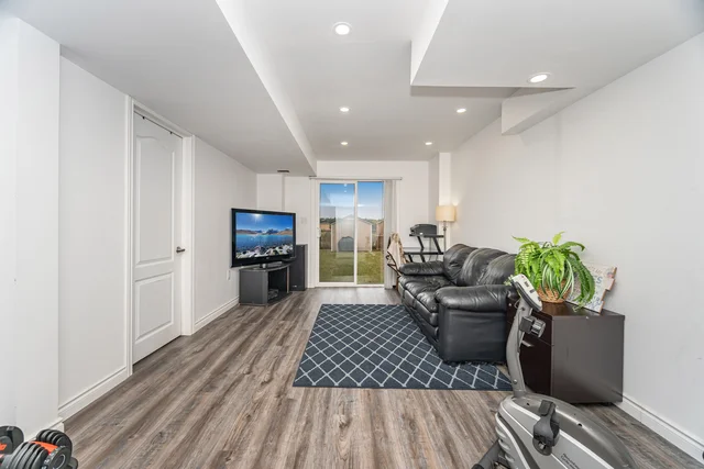 301 Ridley Crescent, Southgate - photo 53