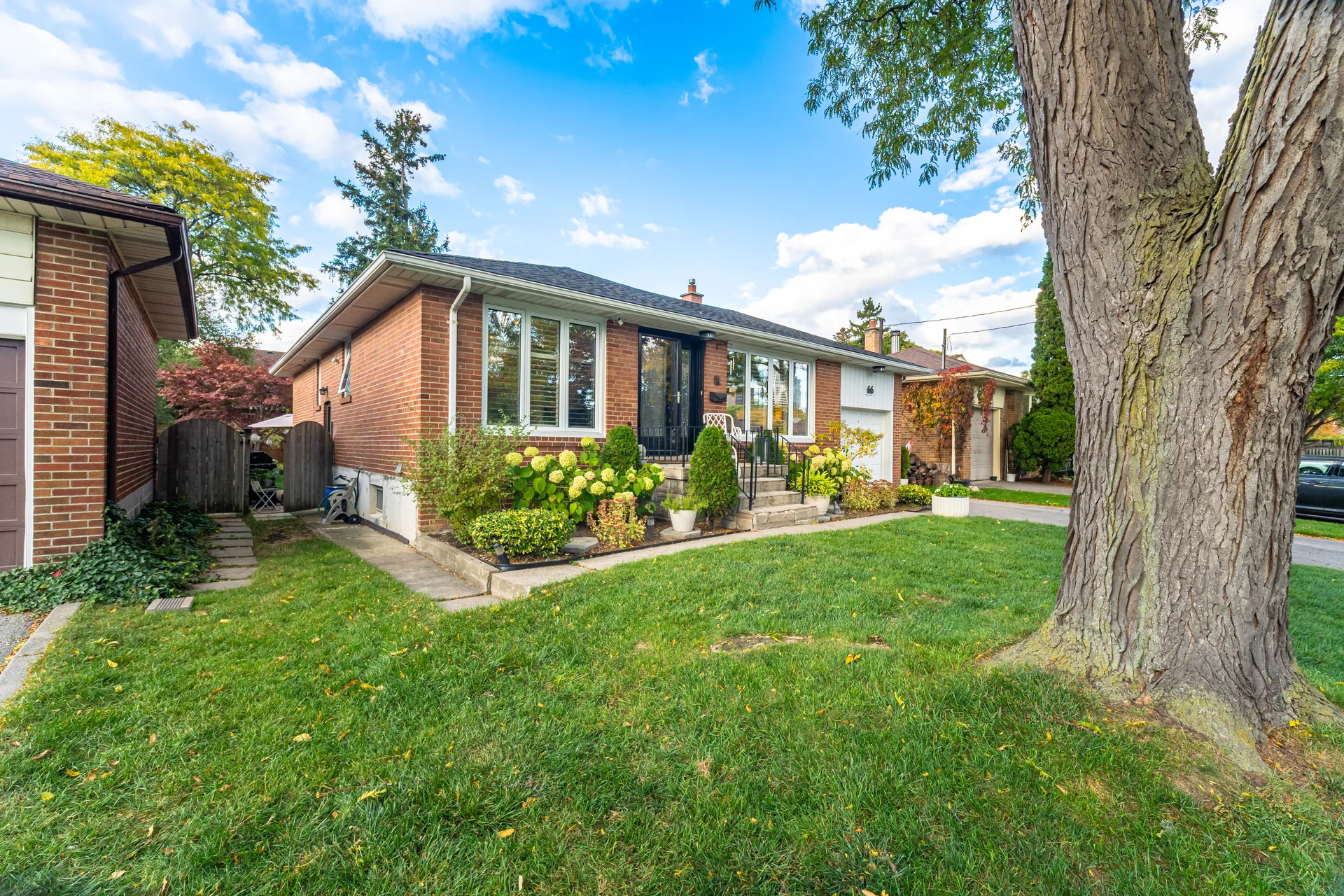 66 Mooreshead Drive, Etobicoke - photo 4
