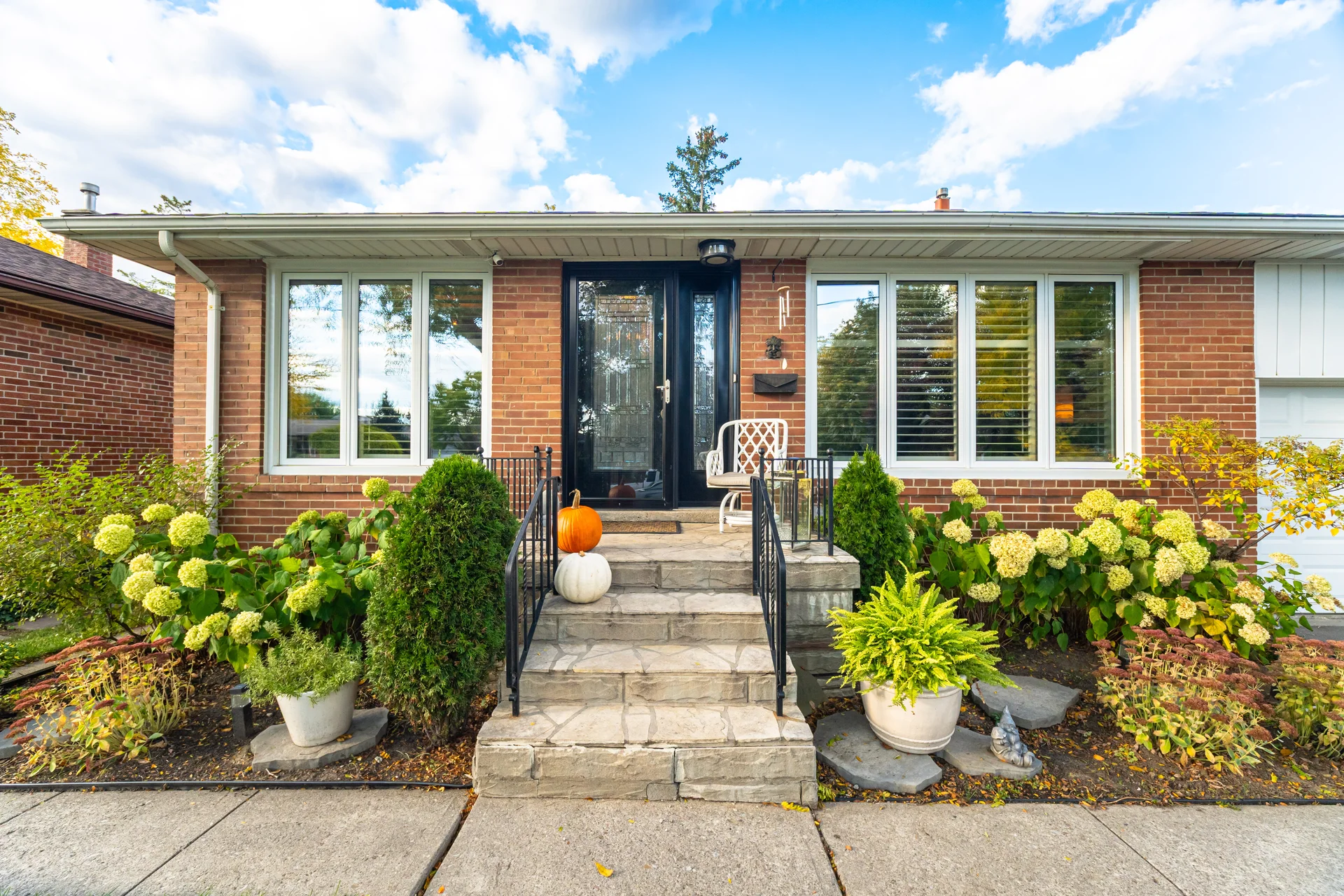 66 Mooreshead Drive, Etobicoke - photo 6