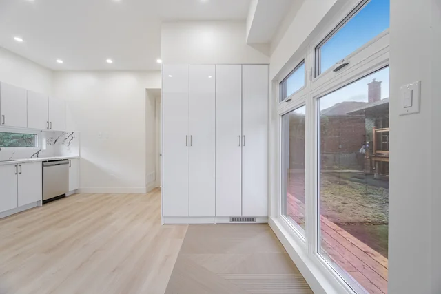 25 Templar Drive, Etobicoke - photo 14