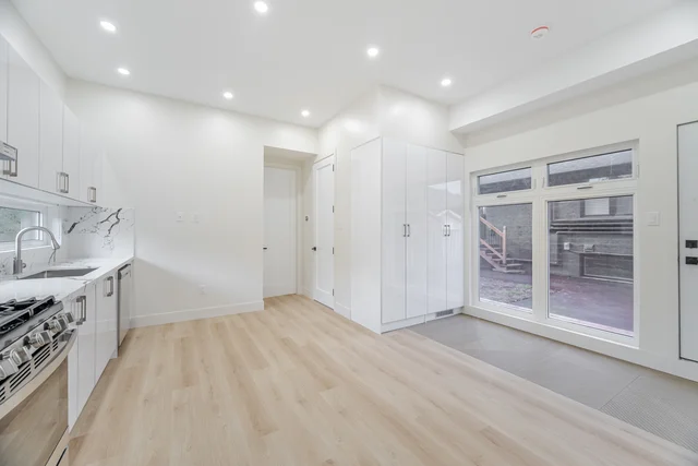 25 Templar Drive, Etobicoke - photo 22