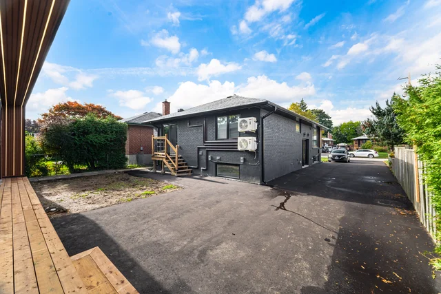 25 Templar Drive, Etobicoke - photo 31