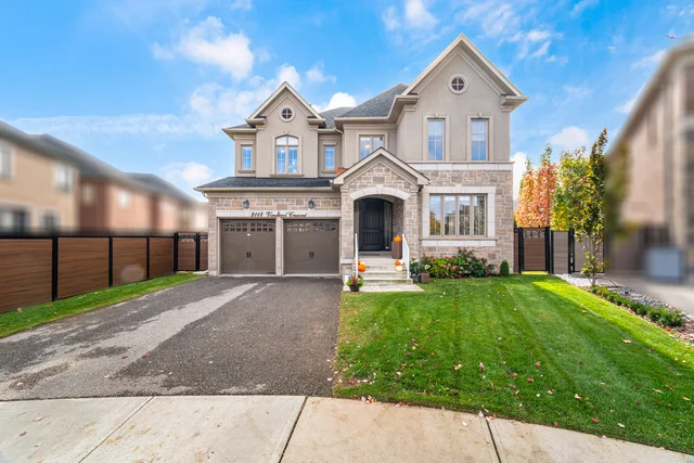 2118 Vineland Crescent, Oakville - photo 2