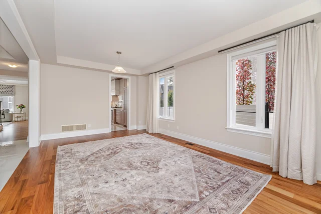 2118 Vineland Crescent, Oakville - photo 12