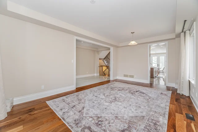 2118 Vineland Crescent, Oakville - photo 13