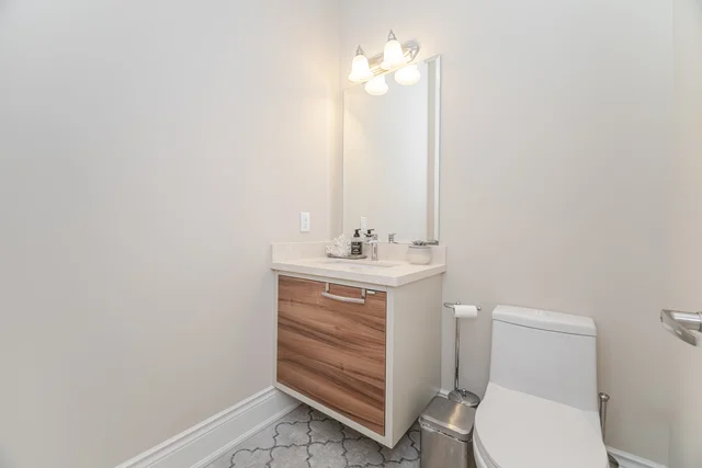 2118 Vineland Crescent, Oakville - photo 28