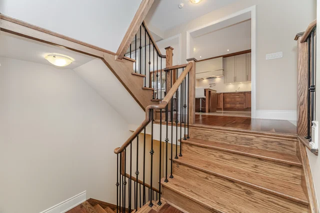 2118 Vineland Crescent, Oakville - photo 51
