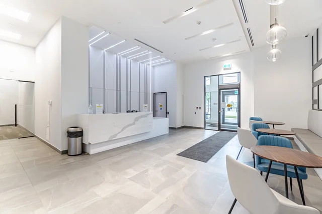 #720-681 Yonge Street, Barrie - photo 3