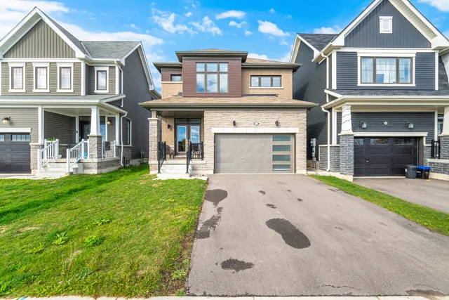 128 Whithorn Crescent, Haldimand - photo 3