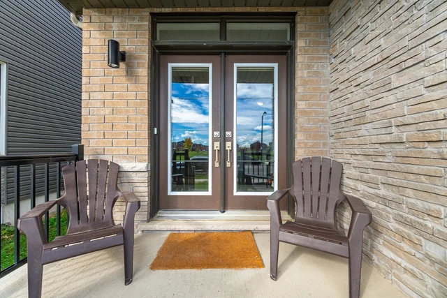 128 Whithorn Crescent, Haldimand - photo 8