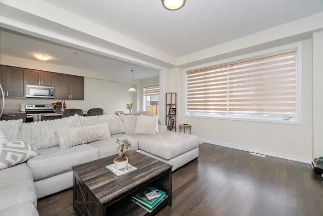128 Whithorn Crescent, Haldimand - photo 13