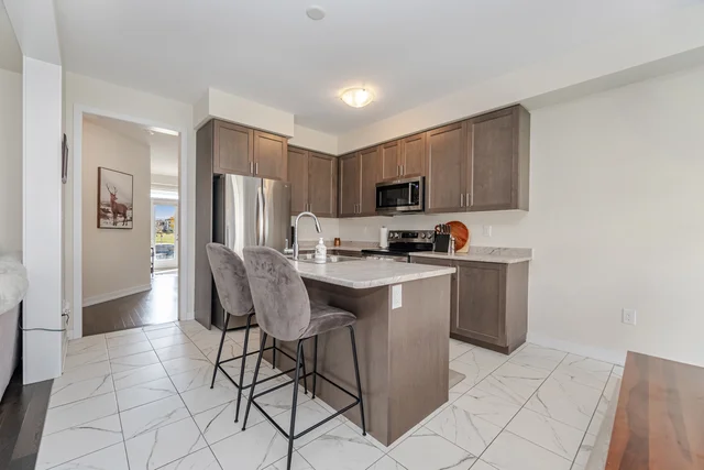 128 Whithorn Crescent, Haldimand - photo 19